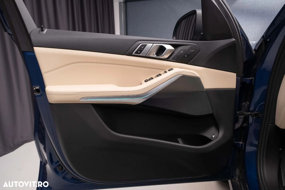 BMW X5 xDrive45e - 38