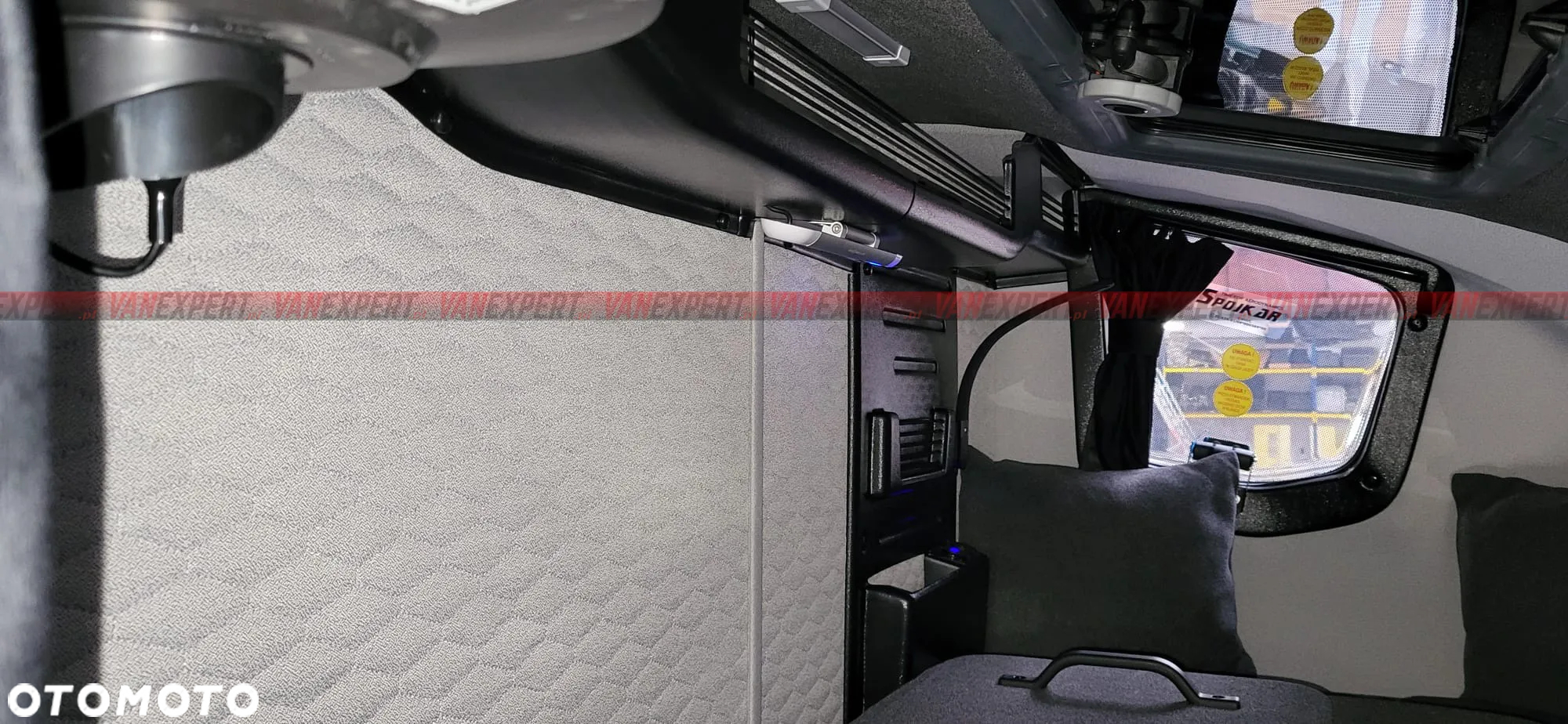 Iveco 70C A8 - MIĘDZYNARODÓWKA MAX - 21
