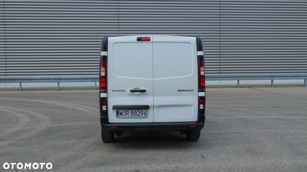Renault TRAFIC - 9