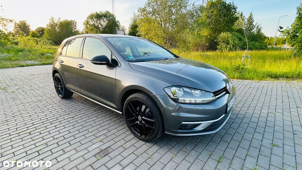 Volkswagen Golf 1.6 TDI SCR DSG IQ.DRIVE - 17