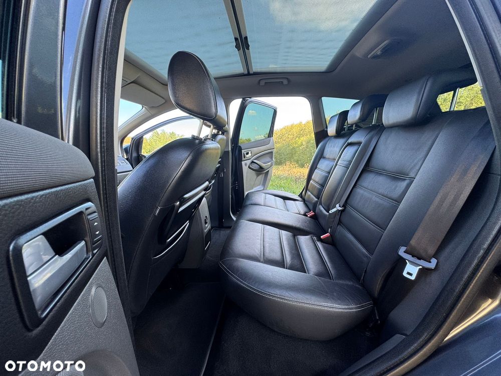 Ford Kuga 2.0 TDCi Titanium - 31