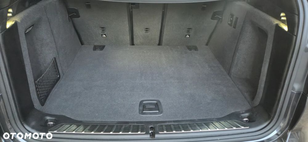 BMW iX3 Impressive - 12