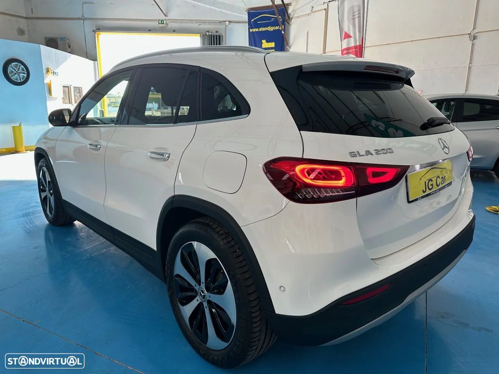 Mercedes-Benz GLA 200 7G-DCT Style - 12