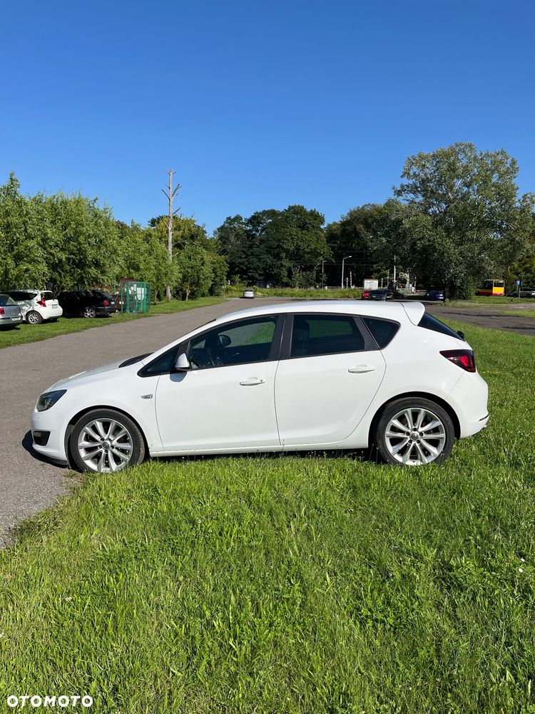 Opel Astra - 12