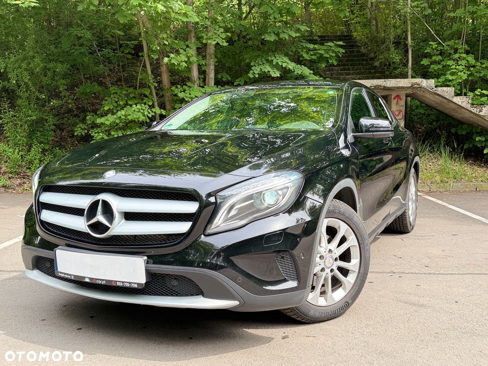 Mercedes-Benz GLA 200 7G-DCT Urban - 2