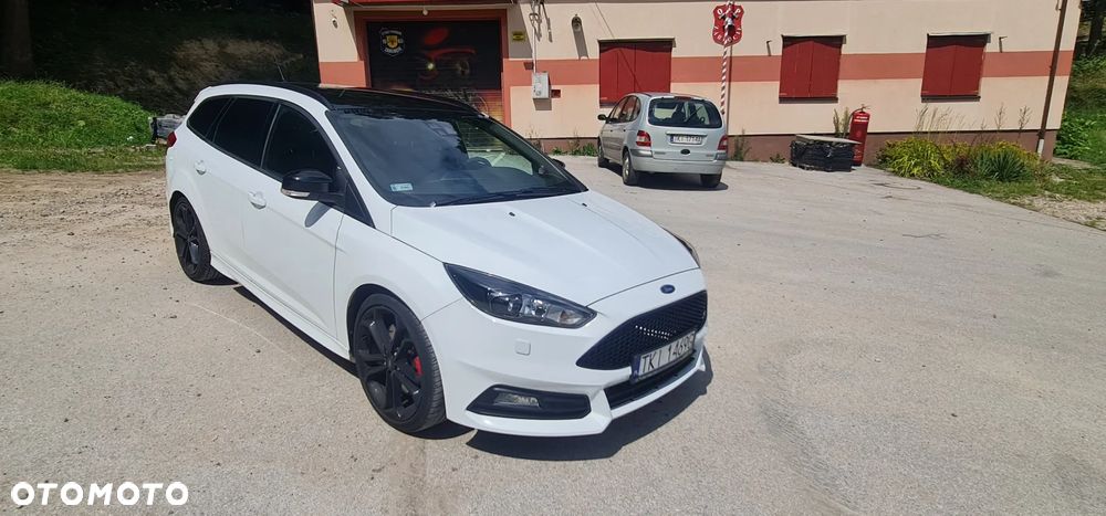 Ford Focus 2.0 TDCi ST-2 - 2