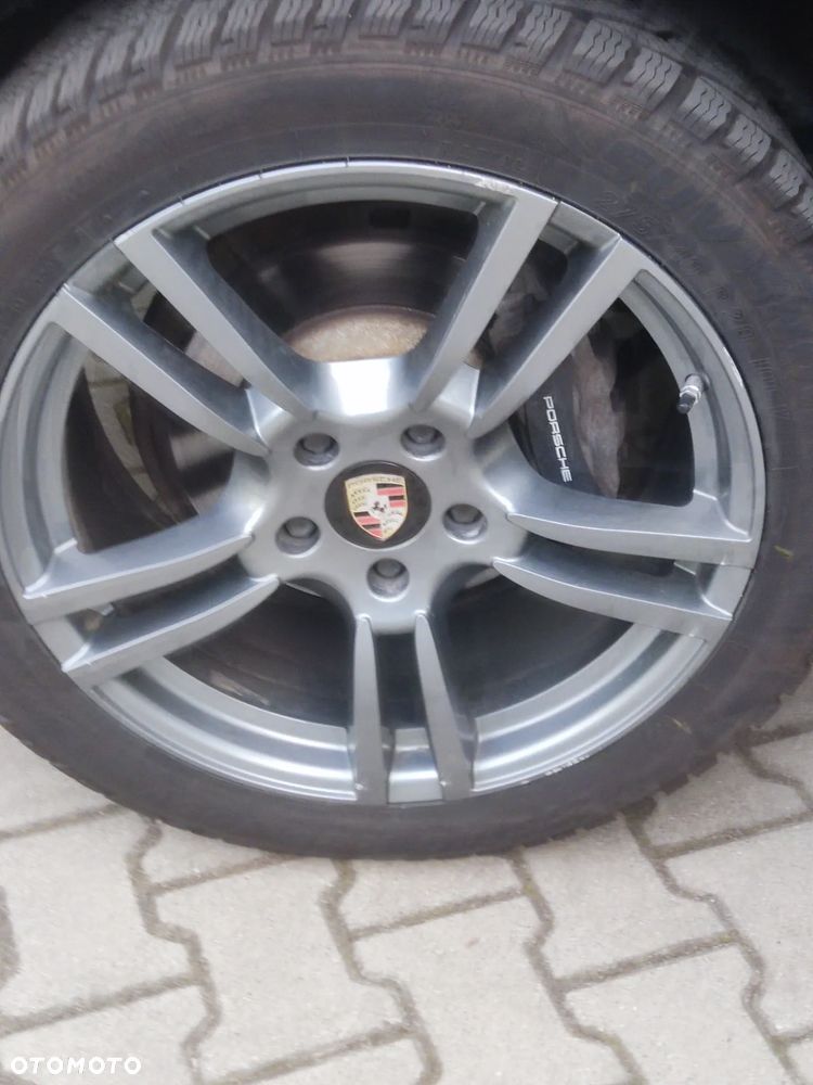 Porsche Cayenne Tiptronic S - 17