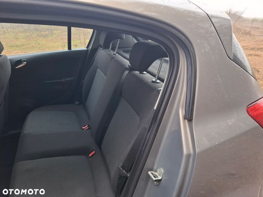 Opel Corsa 1.2 16V Cosmo - 15