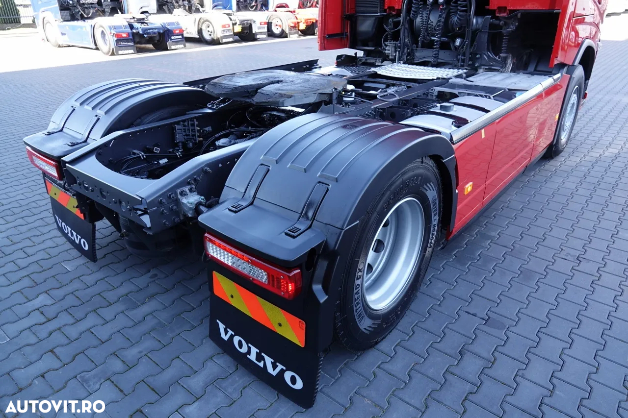 Volvo FH 500 / I-SAVE / XXL / AER CONDIȚIONAT PARCARE / MODEL NOU / ANVELOPE 100% / DUPĂ CONTRACTUL DE SERVICE GOLDEN - 18