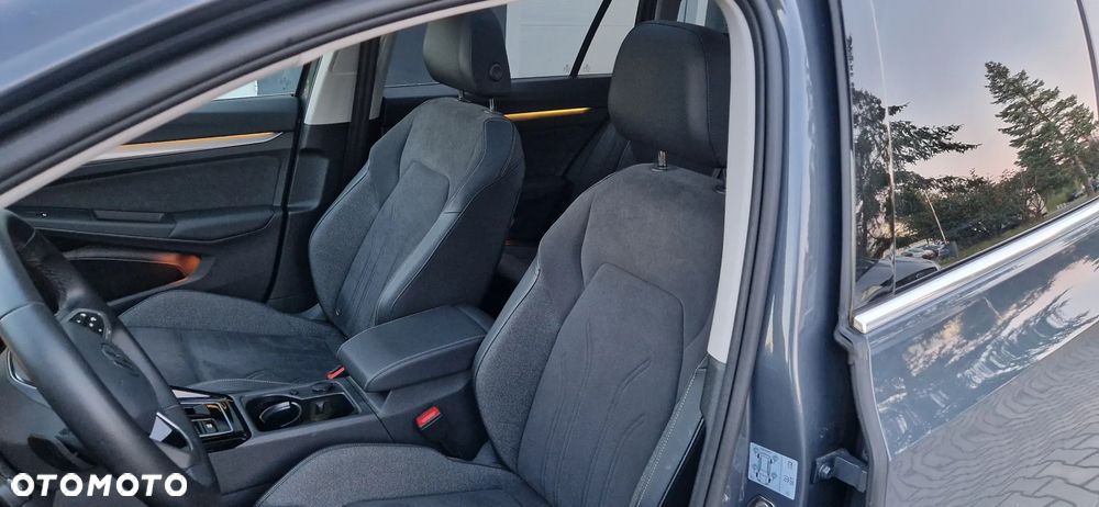 Volkswagen Golf 1.5 eTSI OPF DSG Style - 7