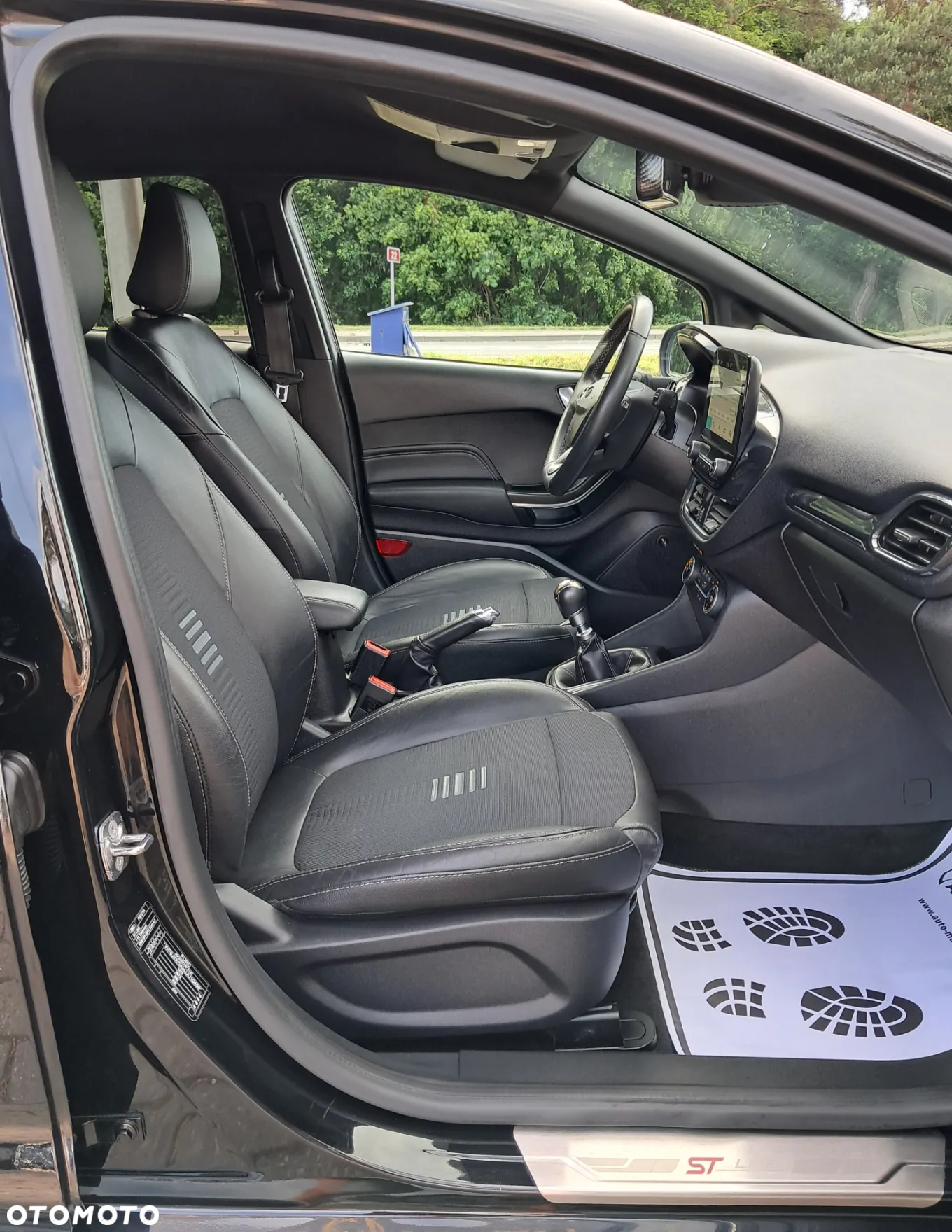 Ford Fiesta 1.0 EcoBoost S&S ST-LINE Black - 10