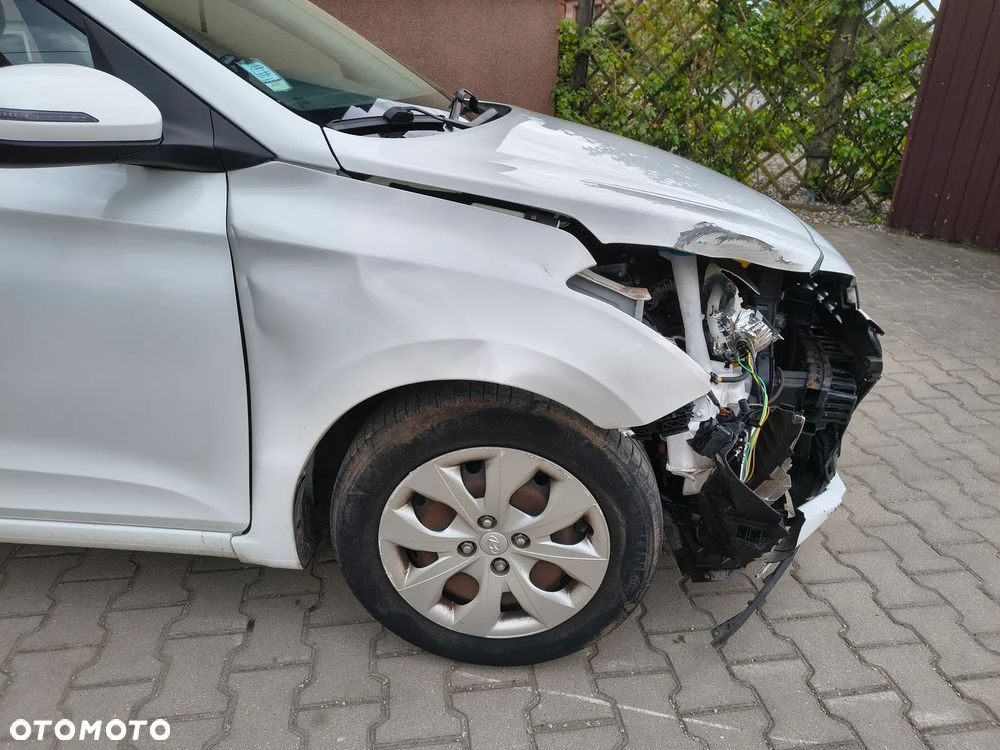 Hyundai i20 - 5