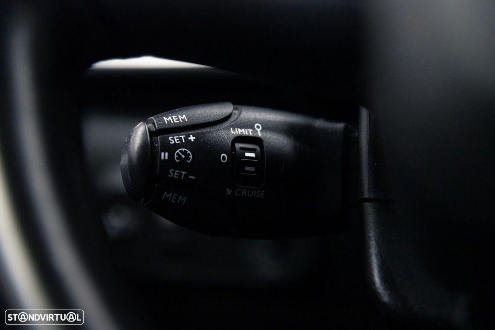 Citroën C3 1.2 PureTech Shine - 30