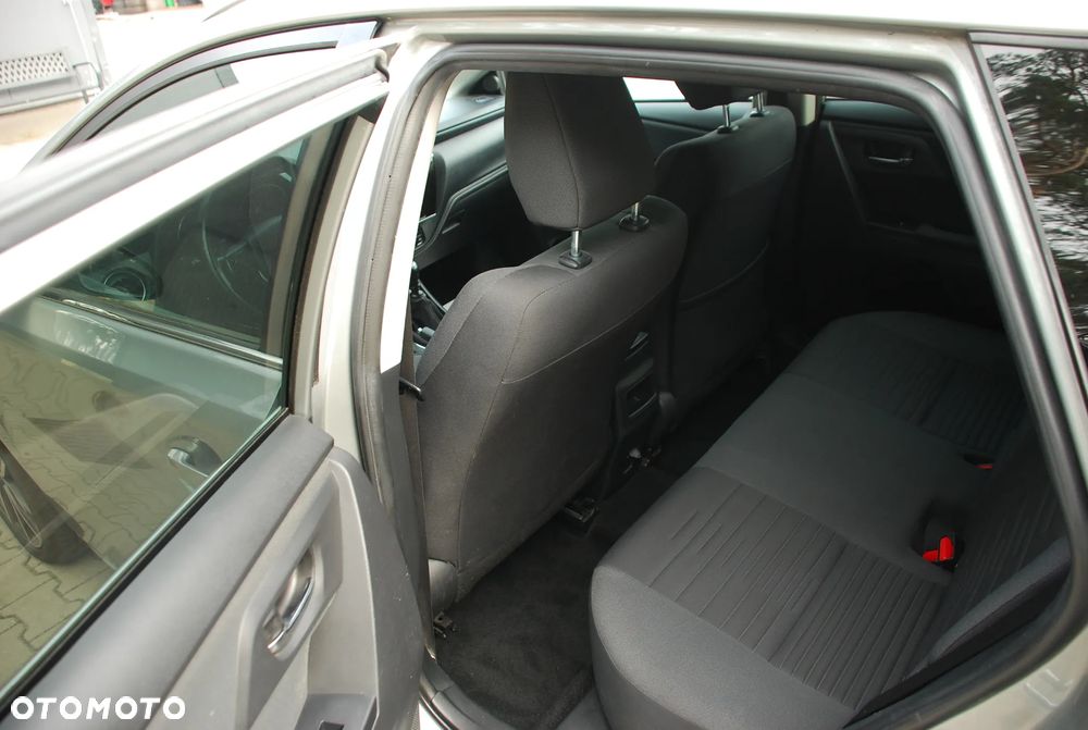 Toyota Auris 1.6 D-4D Edition-S - 14