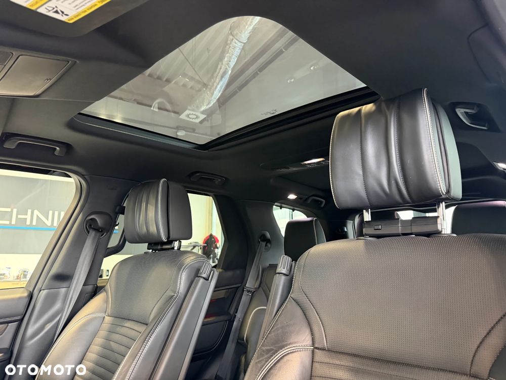 Land Rover Discovery 3.0 Td6 SkyView Edition - 17