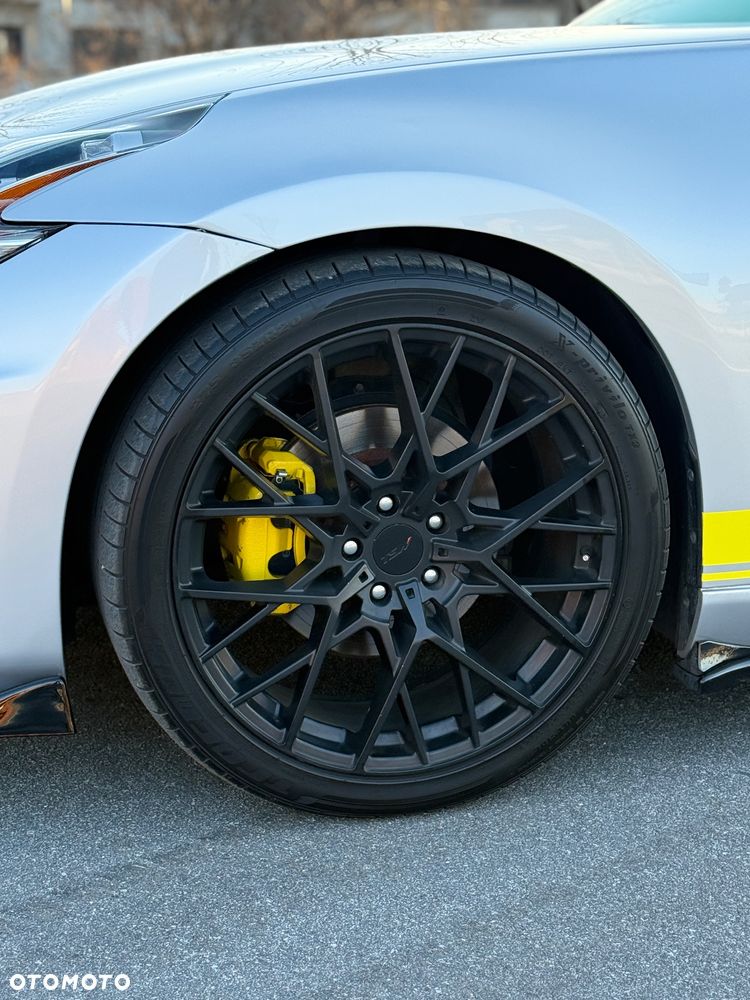 Nissan 370 Z - 11