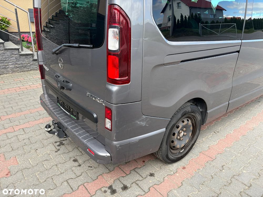 Opel Vivaro - 15