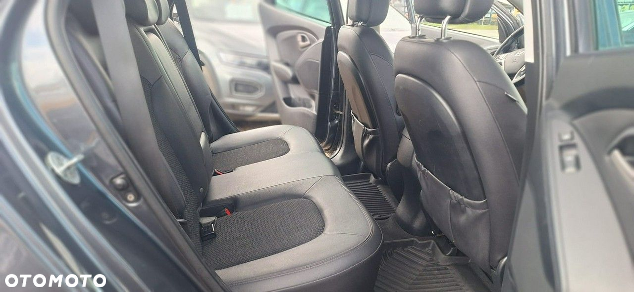 Hyundai ix35 - 13