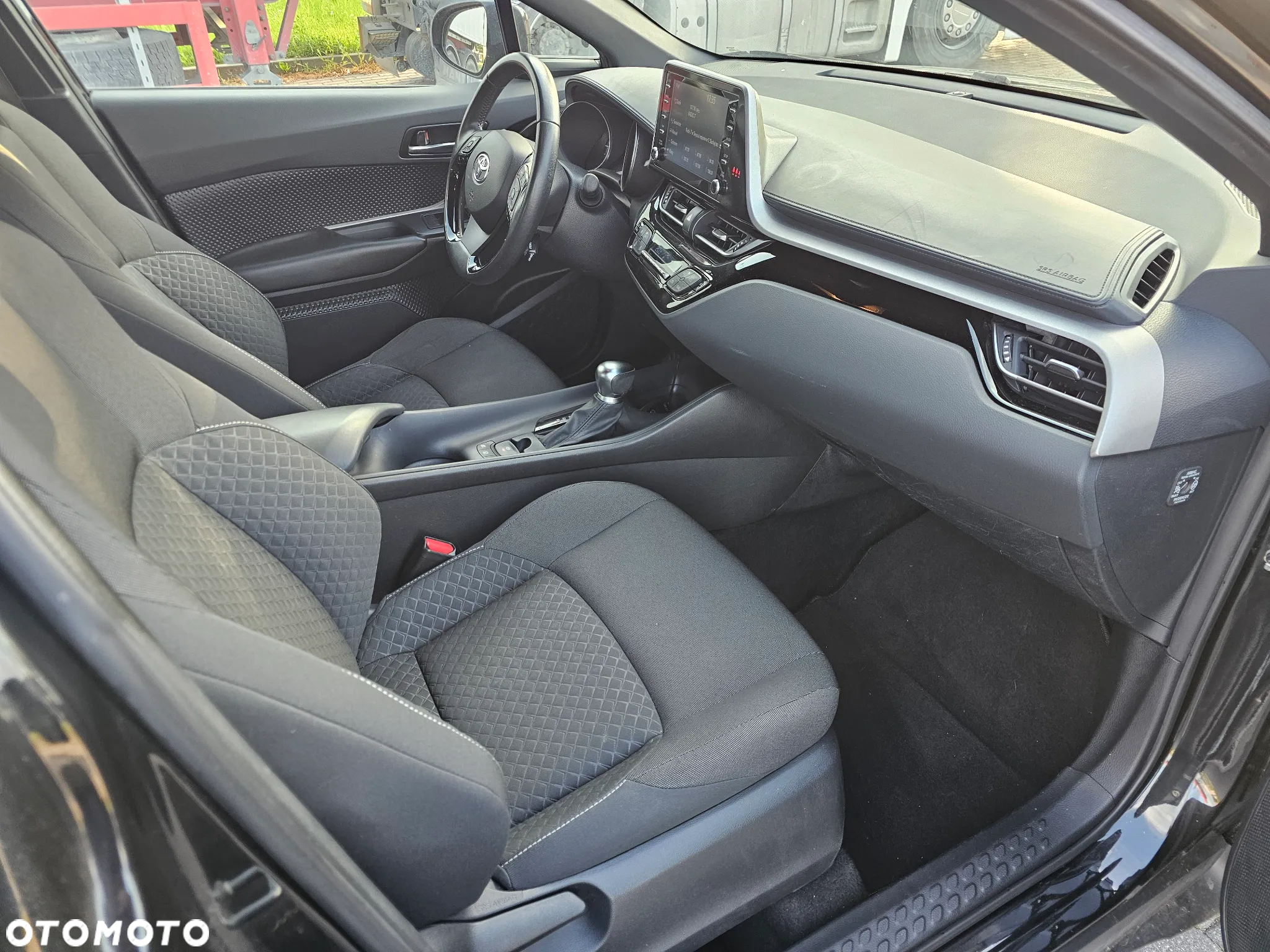 Toyota C-HR 1.8 Hybrid GPF Comfort - 6