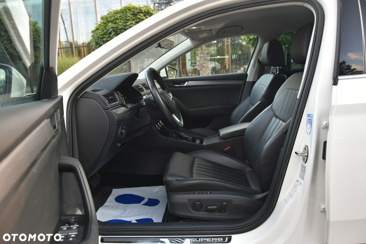 Skoda Superb 2.0 TDI DSG Style - 21