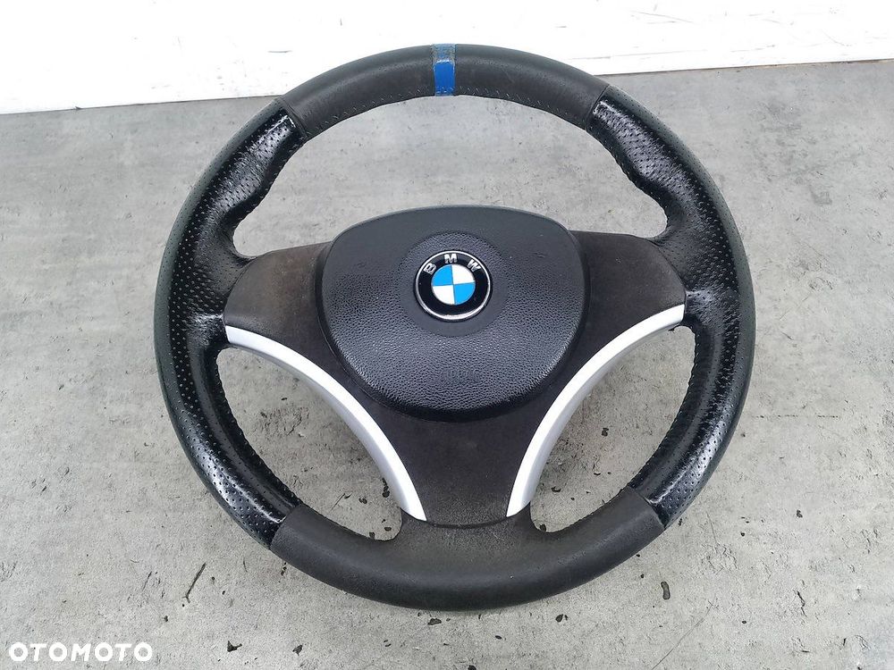 KIEROWNICA Z PODUSZKĄ BMW 1 E81 3057364  3051642 - 1