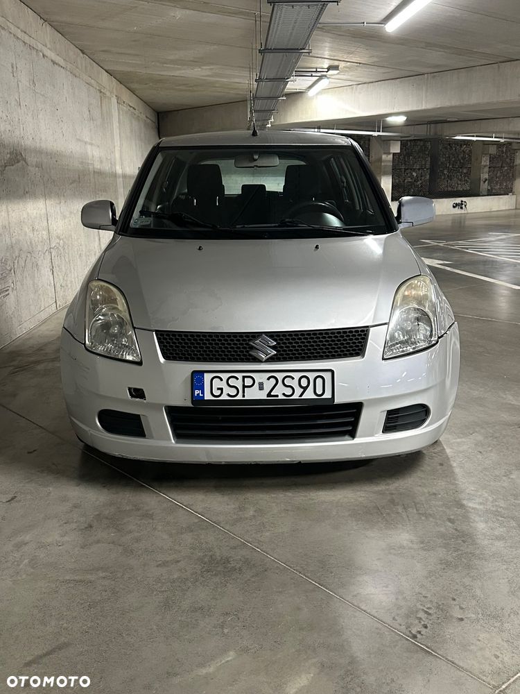 Suzuki Swift 1.3 DDiS Club - 12