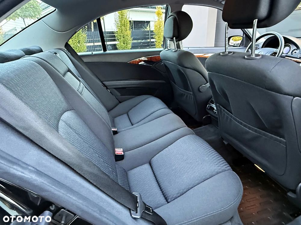 Mercedes-Benz Klasa E 200 Kompressor Automatik Elegance - 34
