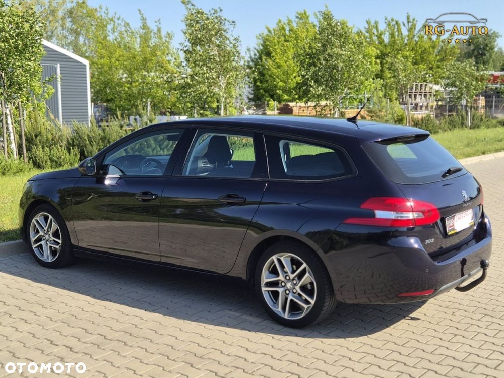 Peugeot 308 - 10