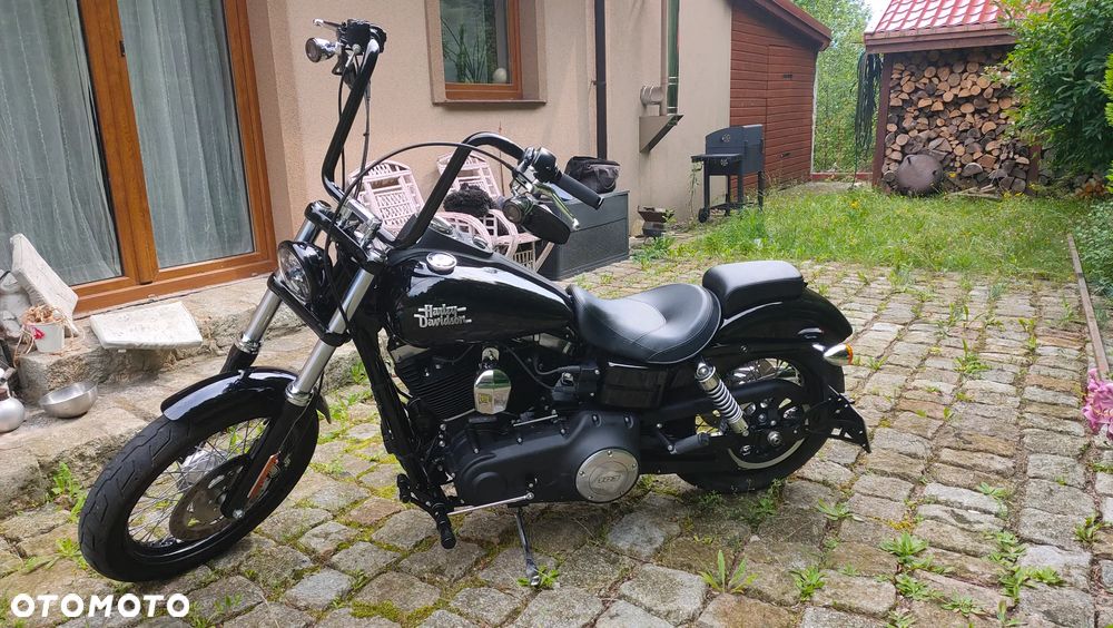 Harley-Davidson Dyna Street Bob - 4