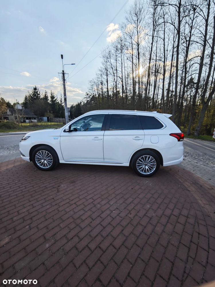 Mitsubishi Outlander Instyle - 14