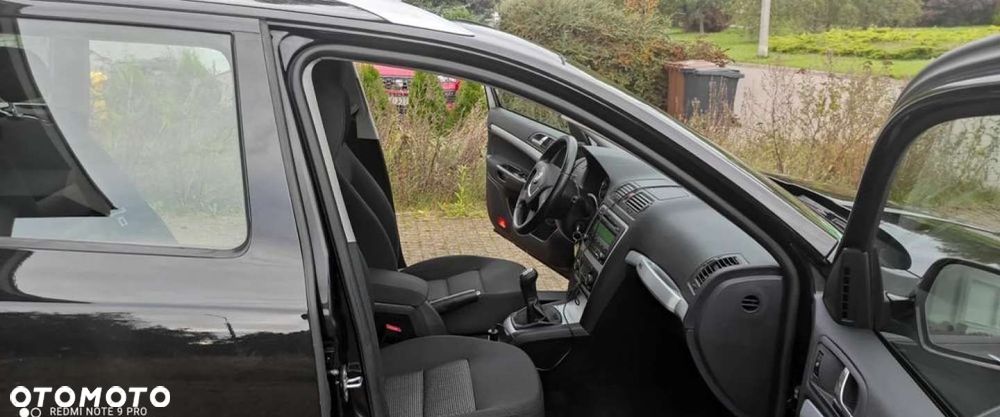 Skoda Octavia Combi 2.0 TDI DPF Scout 4x4 - 25