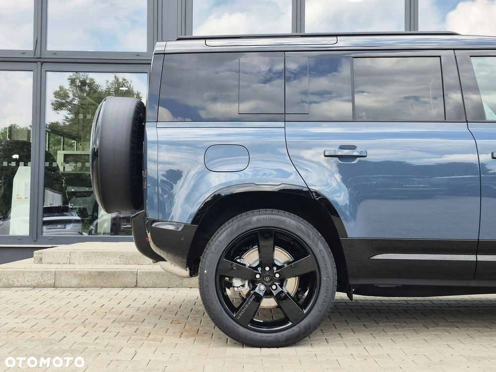Land Rover Defender 110 D350 X-Dynamic HSE - 8