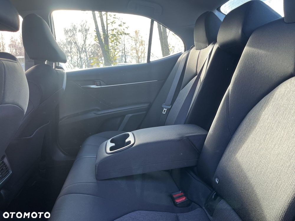 Toyota Camry 2.5 Hybrid Prestige CVT - 18