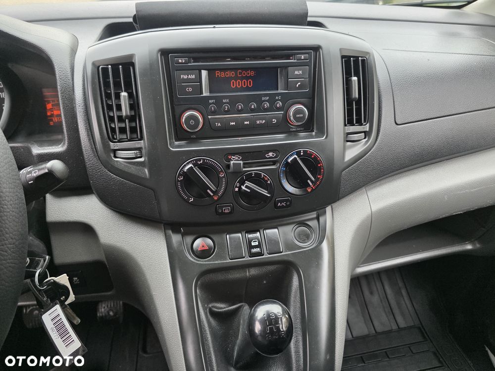 Nissan NV200 - 21