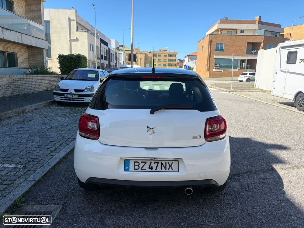 DS DS3 PureTech 82 CONNECTED CHIC - 4