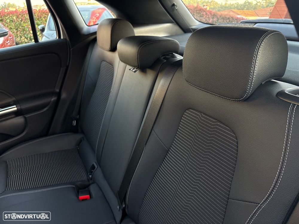Mercedes-Benz GLA 250 e Progressive - 17