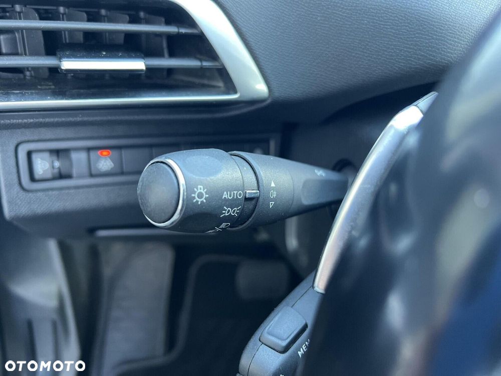 Peugeot 3008 - 17