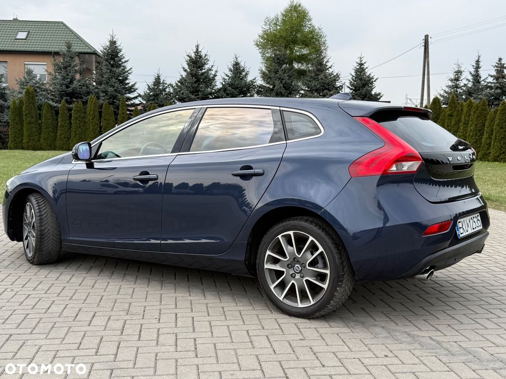 Volvo V40 - 5