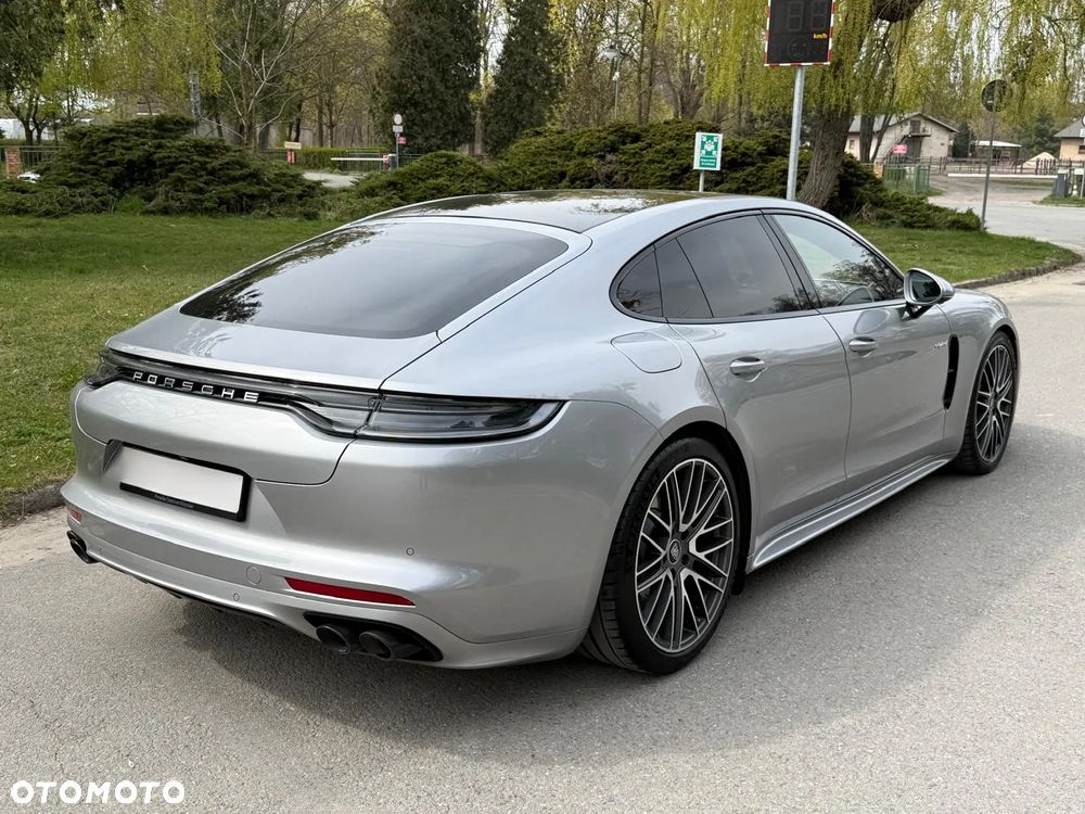 Porsche Panamera 4 - 7