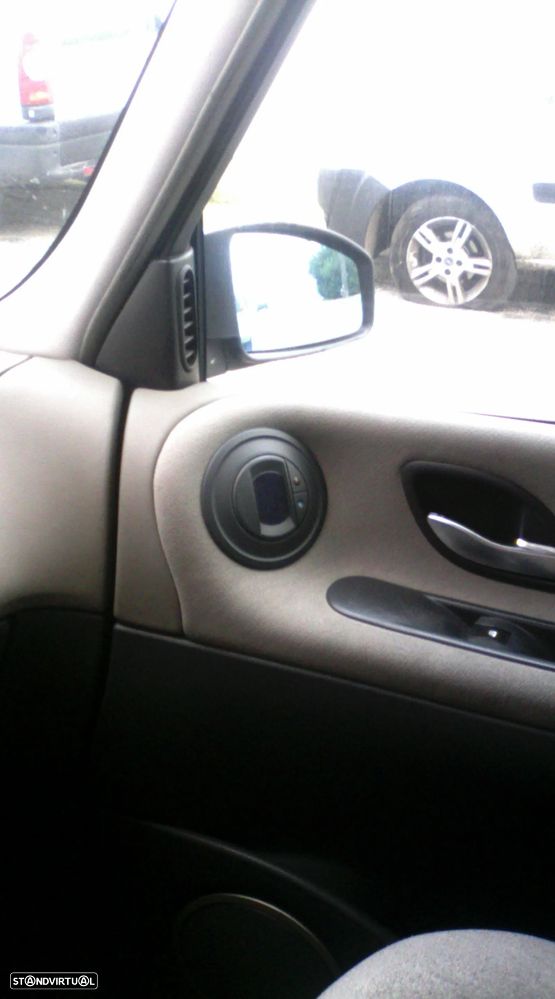 Renault Espace 2.2 dCi Initiale 6L - 11