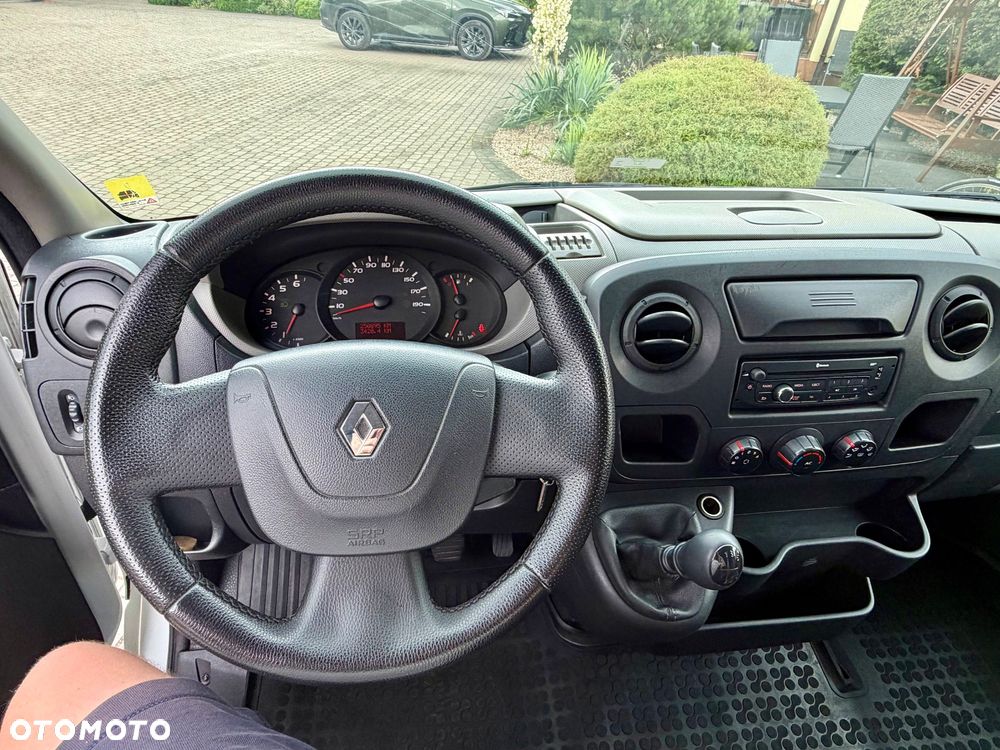 Renault Master - 32