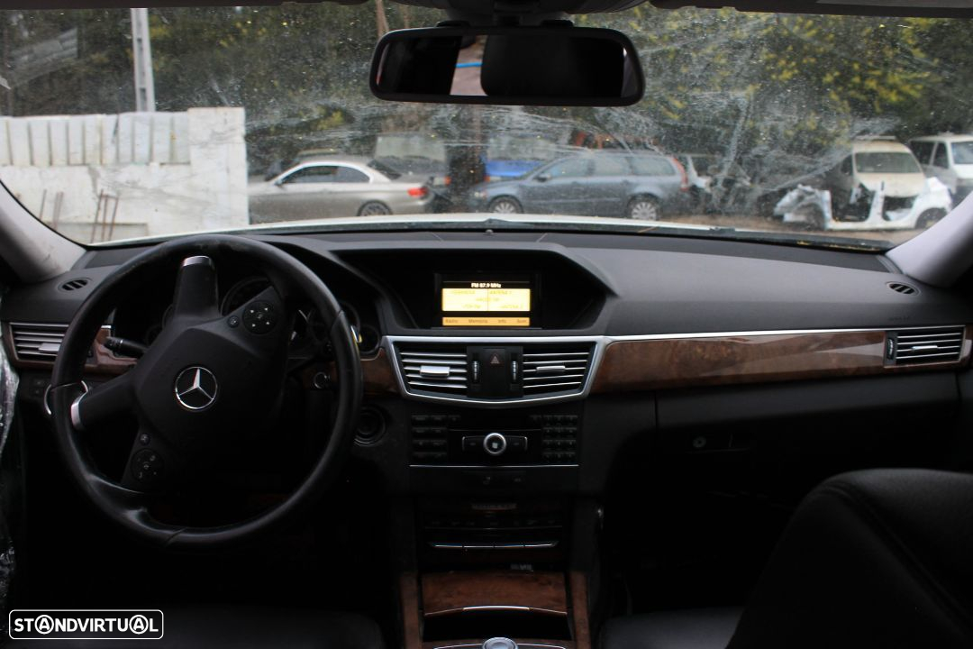 Mercedes-Benz E220 - 14