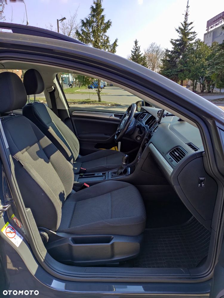 Volkswagen Golf 1.0 TSI BMT Trendline - 25