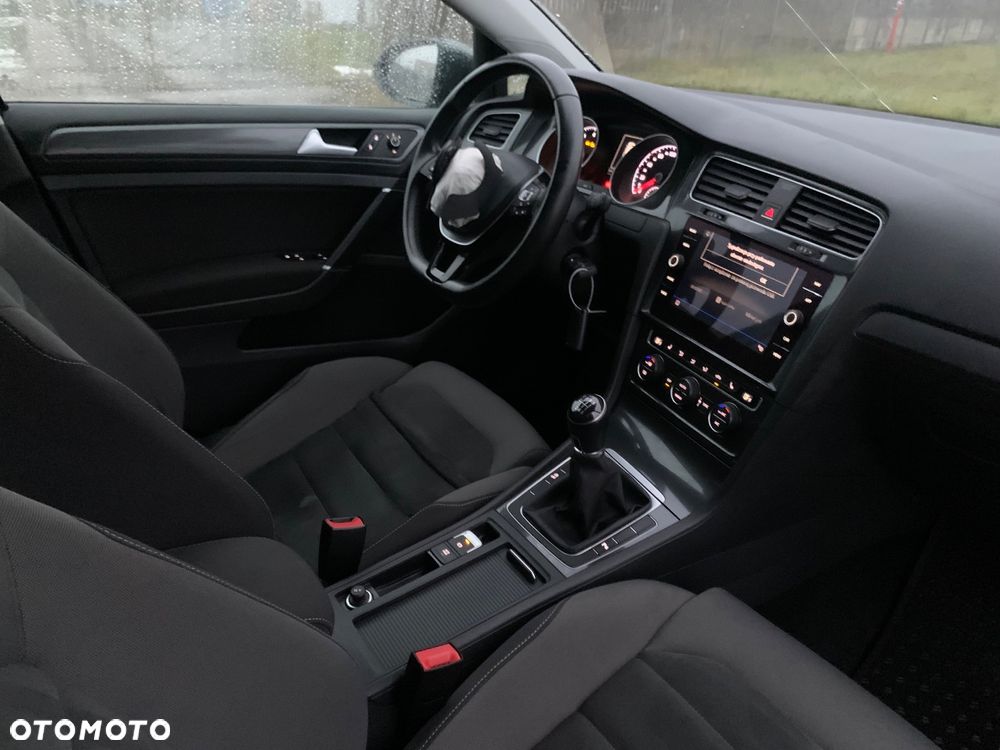 Volkswagen Golf 1.4 TSI BMT Highline - 19