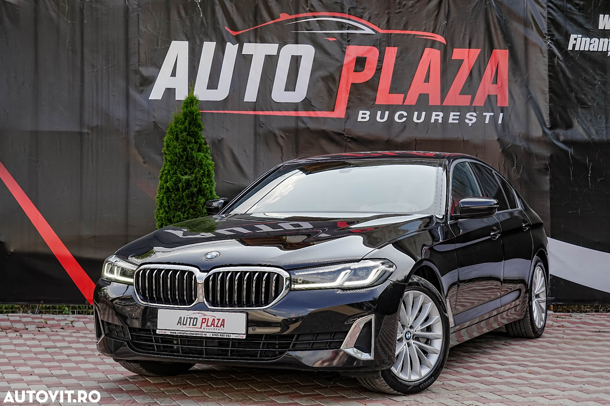 BMW Seria 5 530i xDrive Aut. Luxury Line - 6