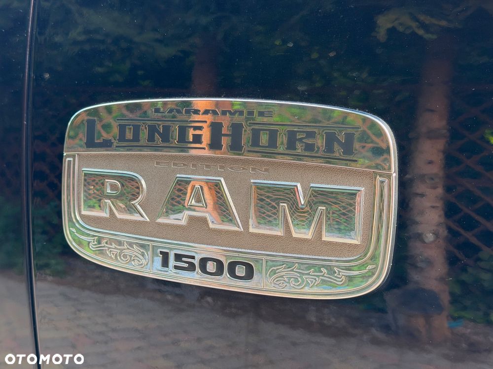 Dodge RAM - 32