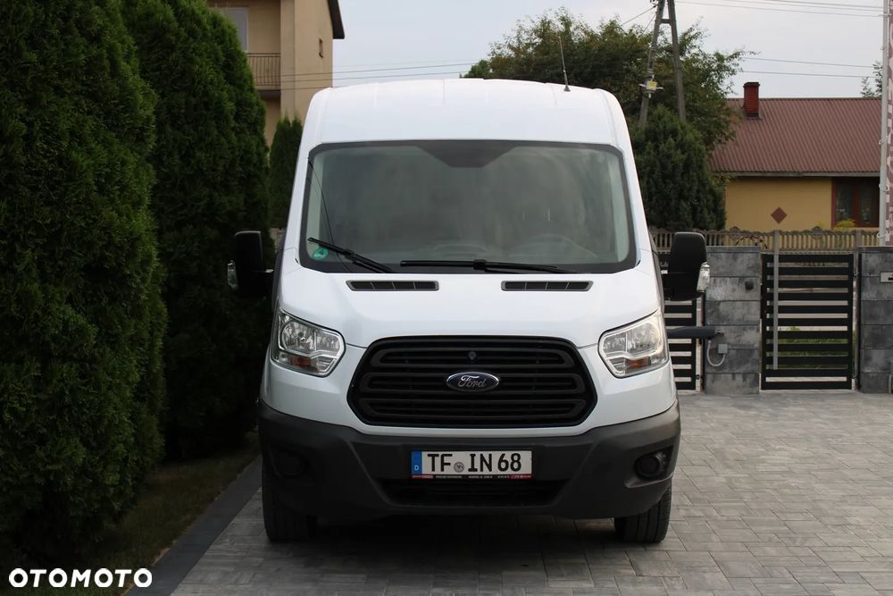 Ford Transit - 30