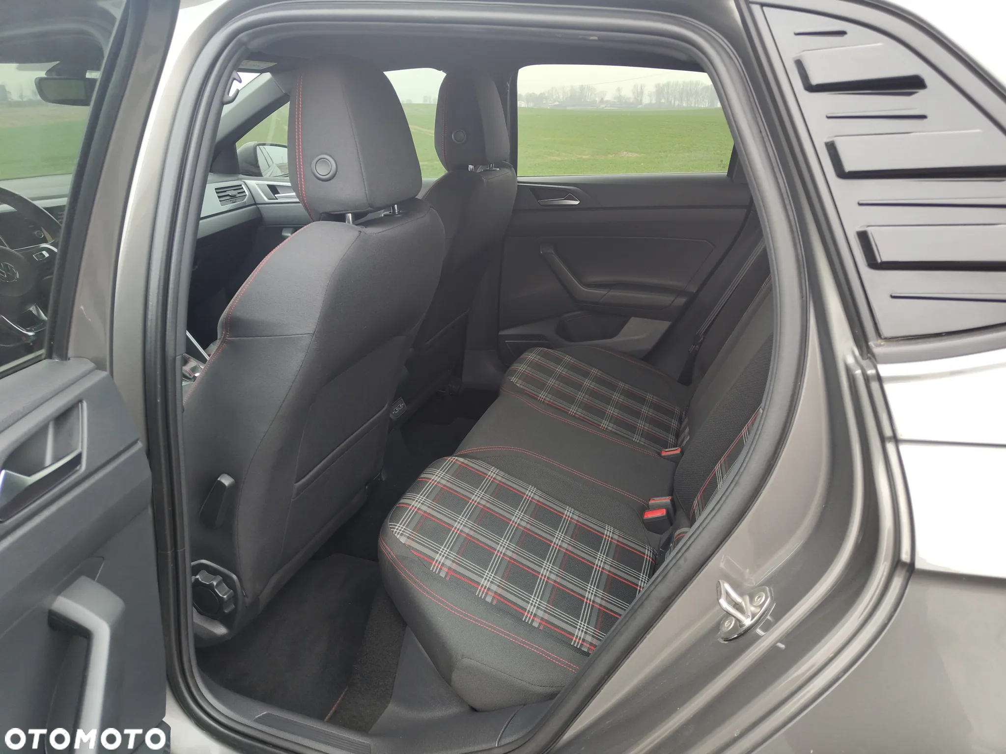 Volkswagen Polo 2.0 TSI DSG OPF GTI - 16