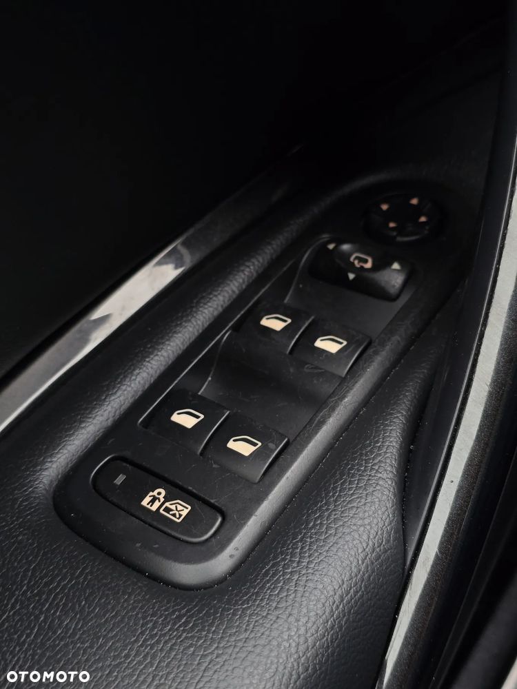 Citroën C5 V6 HDi 240 Biturbo FAP Exclusive - 30