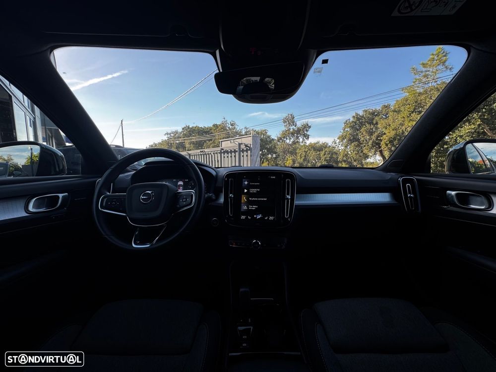 Volvo XC 40 1.5 T2 Plus Dark Auto - 5